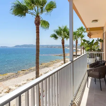 Puerto Marina Ii - Beachfront In Apartment