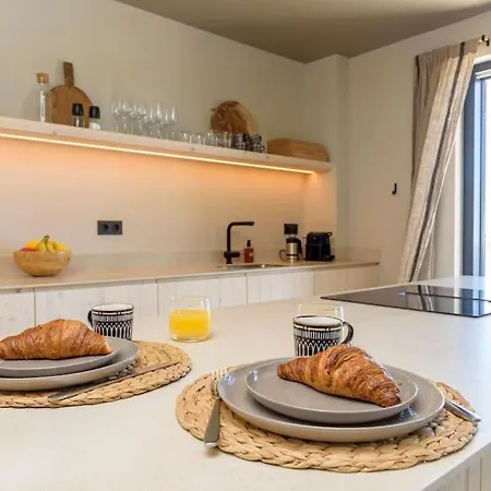 Apartament Puerto Marina Ii - Beachfront In